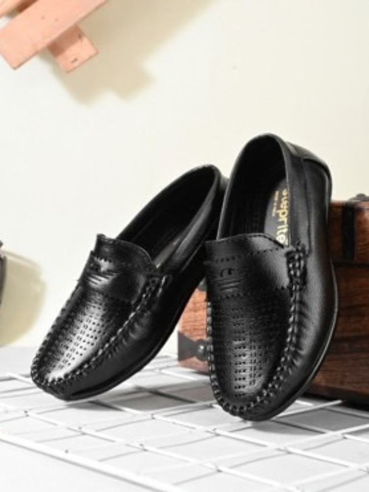 Steprite boys Slipon Shoes  Black